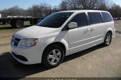 Town and Country Auto 2012 Dodge Grand Caravan SE (Click Here)