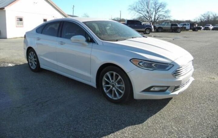 2017 Ford Fusion – Town and Country Auto 