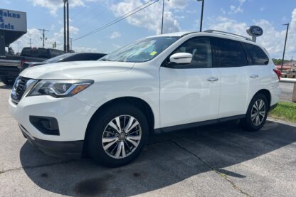 2018 Nissan Pathfinder SV