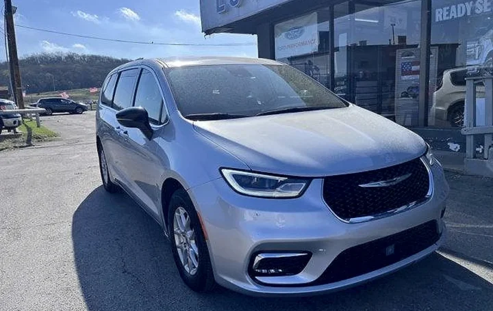 2024 Chrysler Pacifica Touring L 