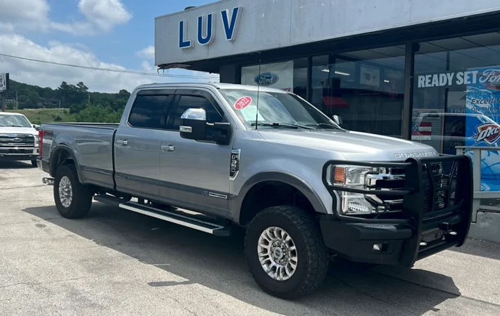 2022 Ford F-350 Super Duty Lariat 